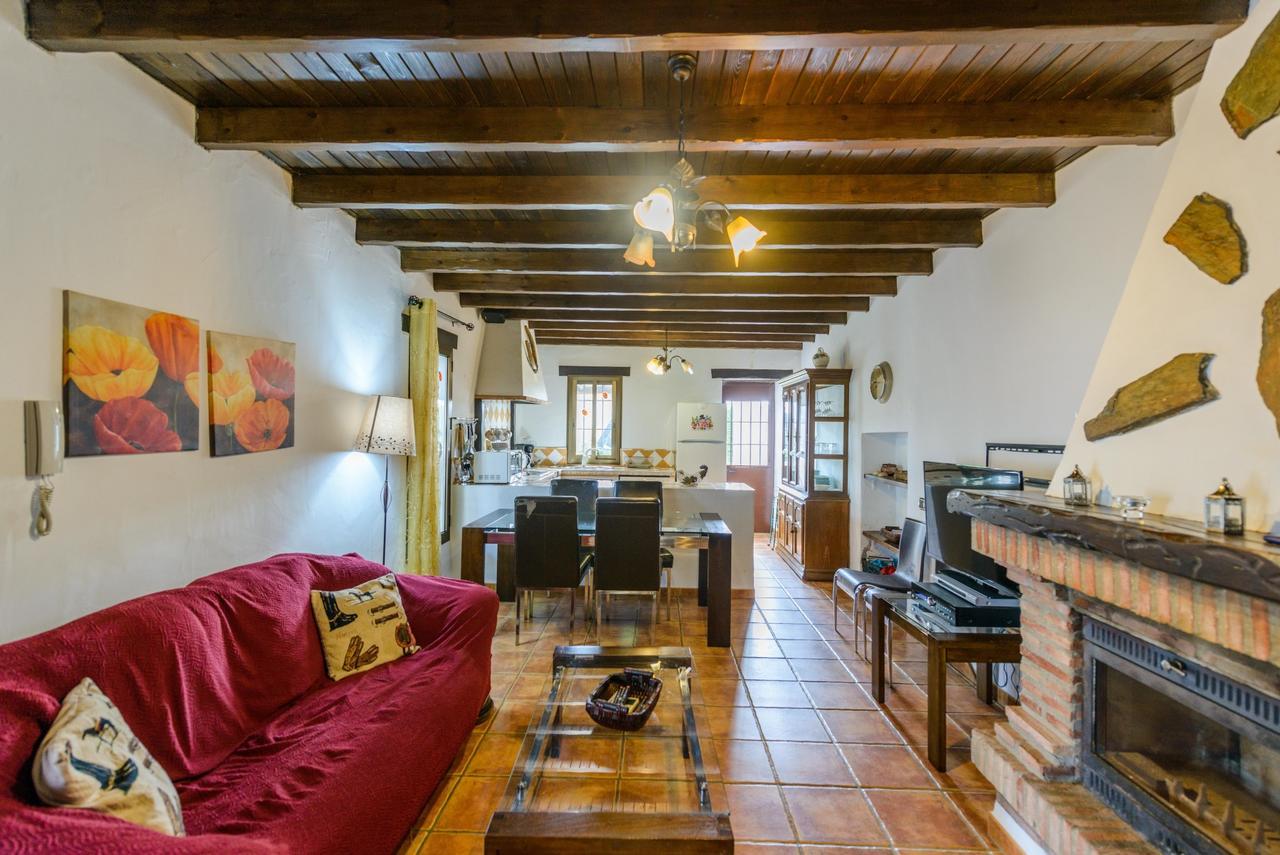 Вилла Cubo'S Casa La Vina Альхаурин-эль-Гранде Экстерьер фото